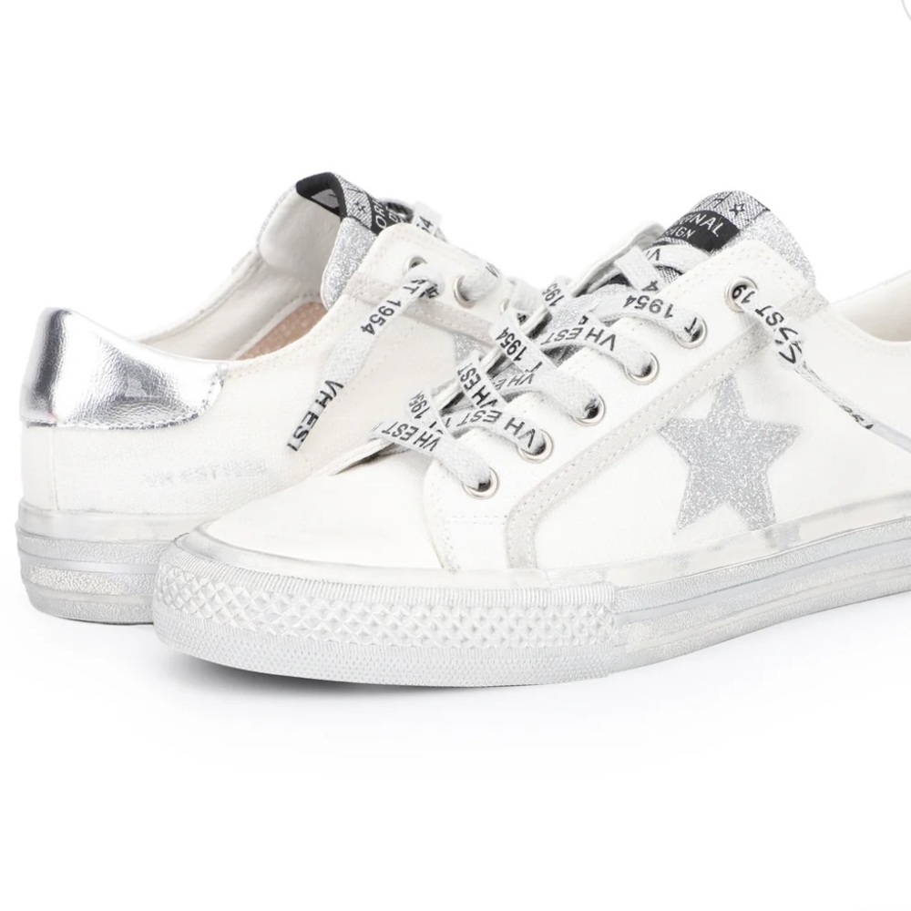 Vintage Havana White and Silver Star Sneakers